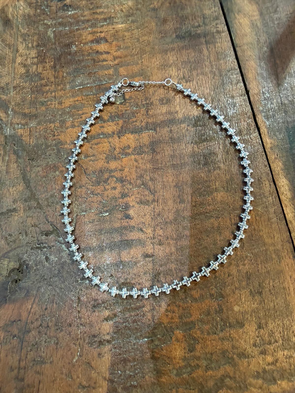 Collier argenté chaîne croix