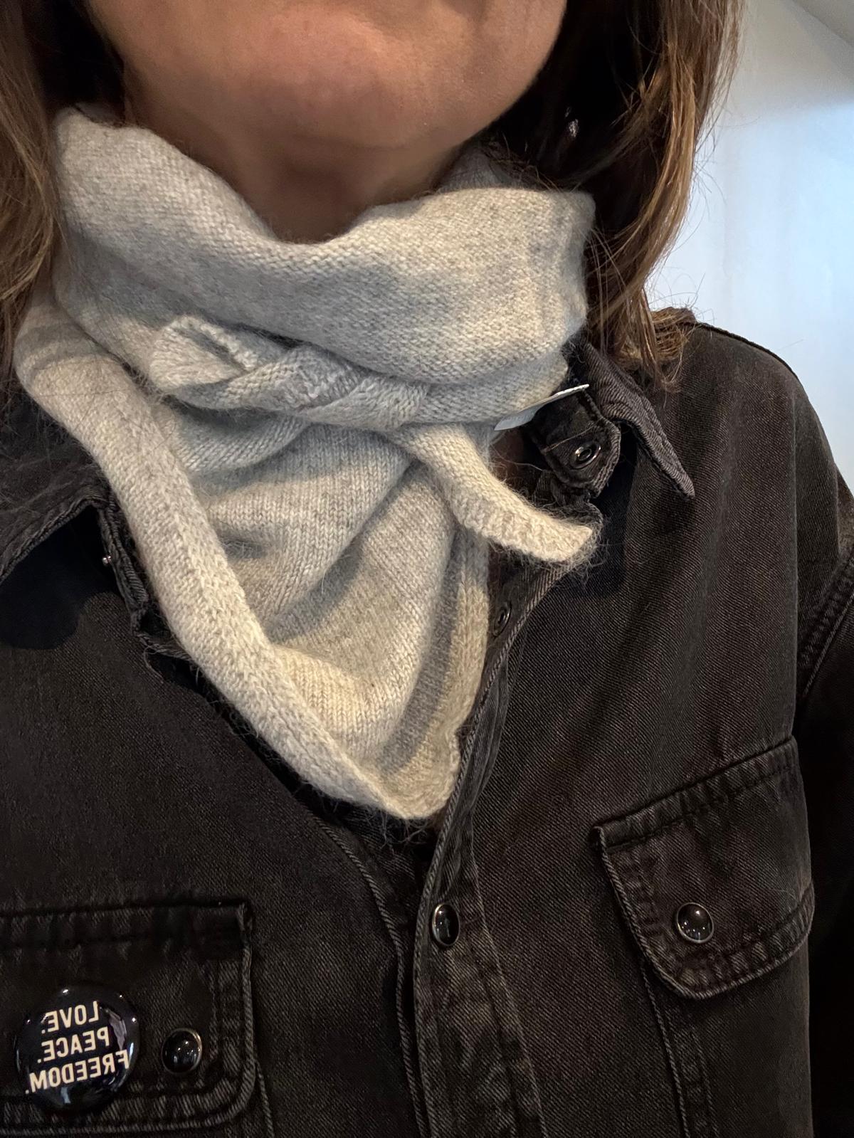 Petite écharpe triangle Eloise laine et cachemire - 6 coloris