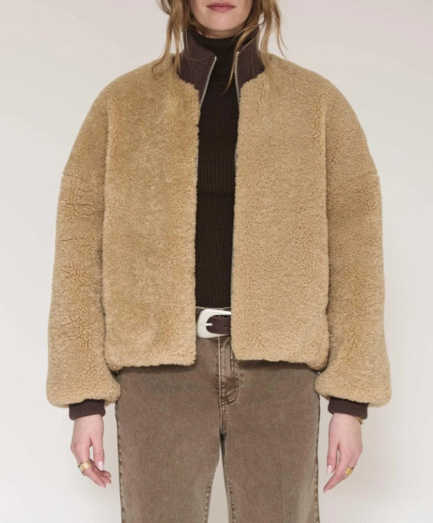 Mahau Coat