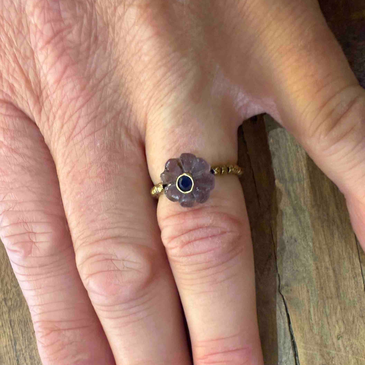 Bague mini-flower - Le Monde est Stone