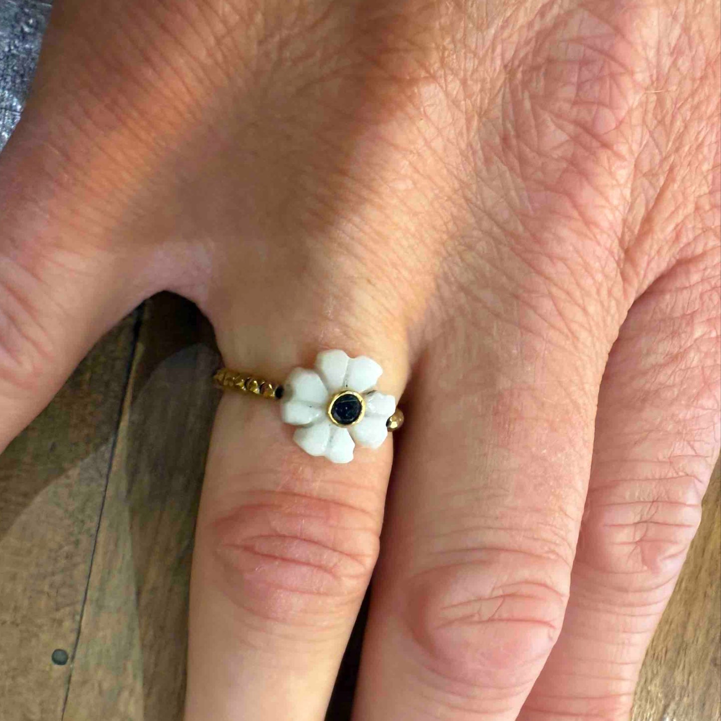 Bague mini-flower - Le Monde est Stone