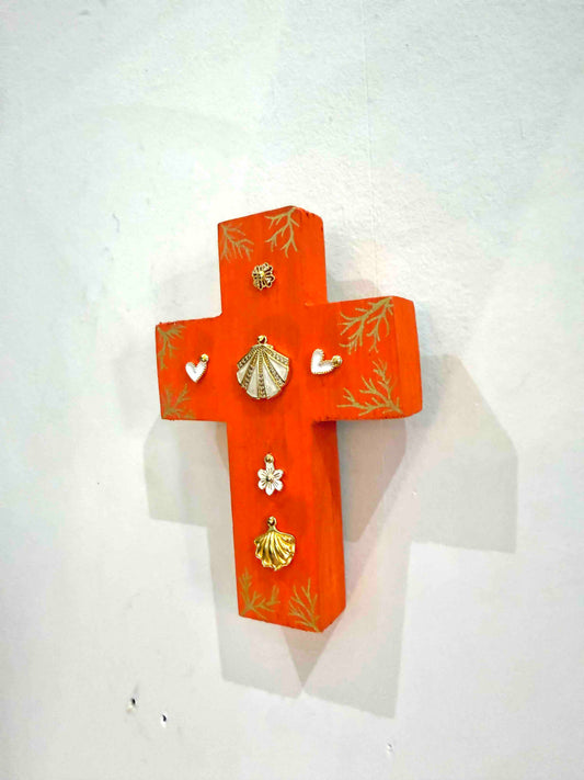 Grande croix en bois Garance x Virgile - Orange