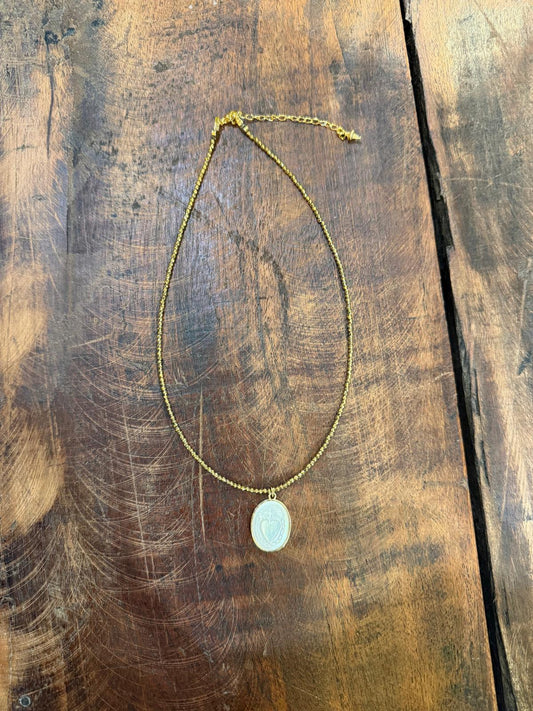 Collier amulette Ex Voto ovale