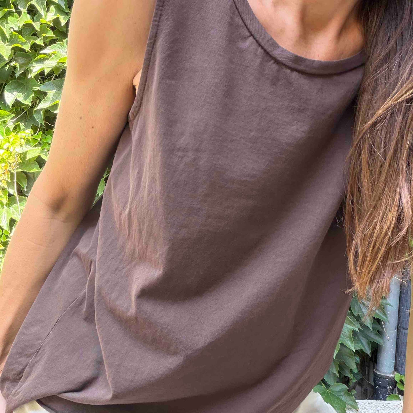 T-shirt Jody asymétrique - chocolat