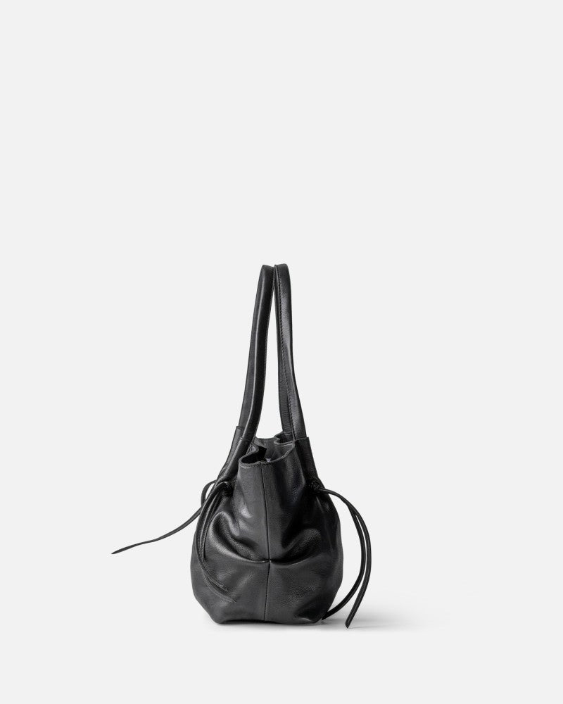 Sac bandoulière en cuir BIBA Brumley black