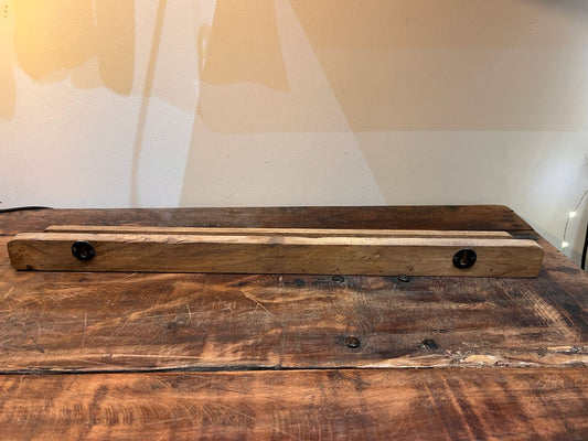 Petite étagère en bois