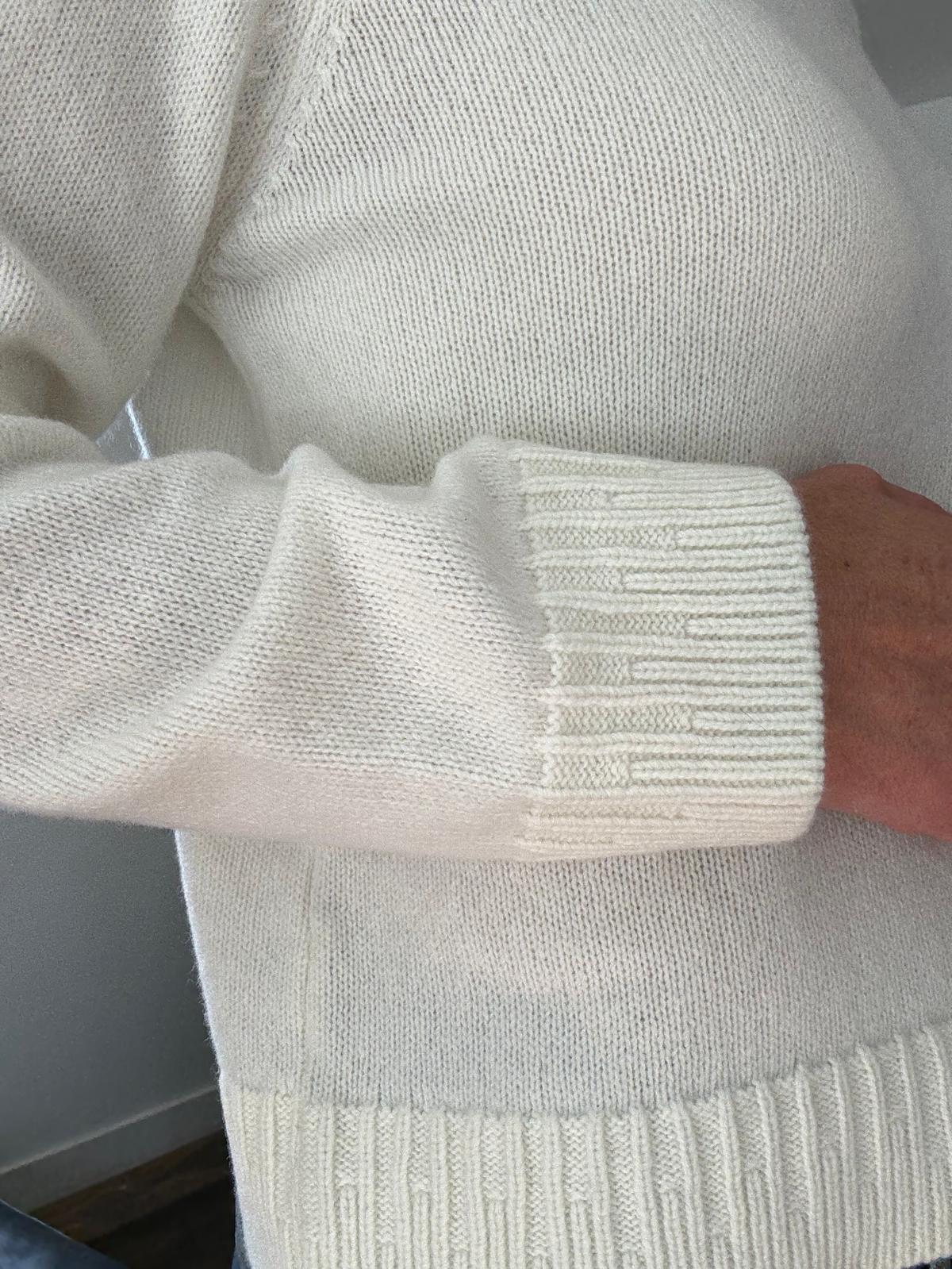 Basty Sweater