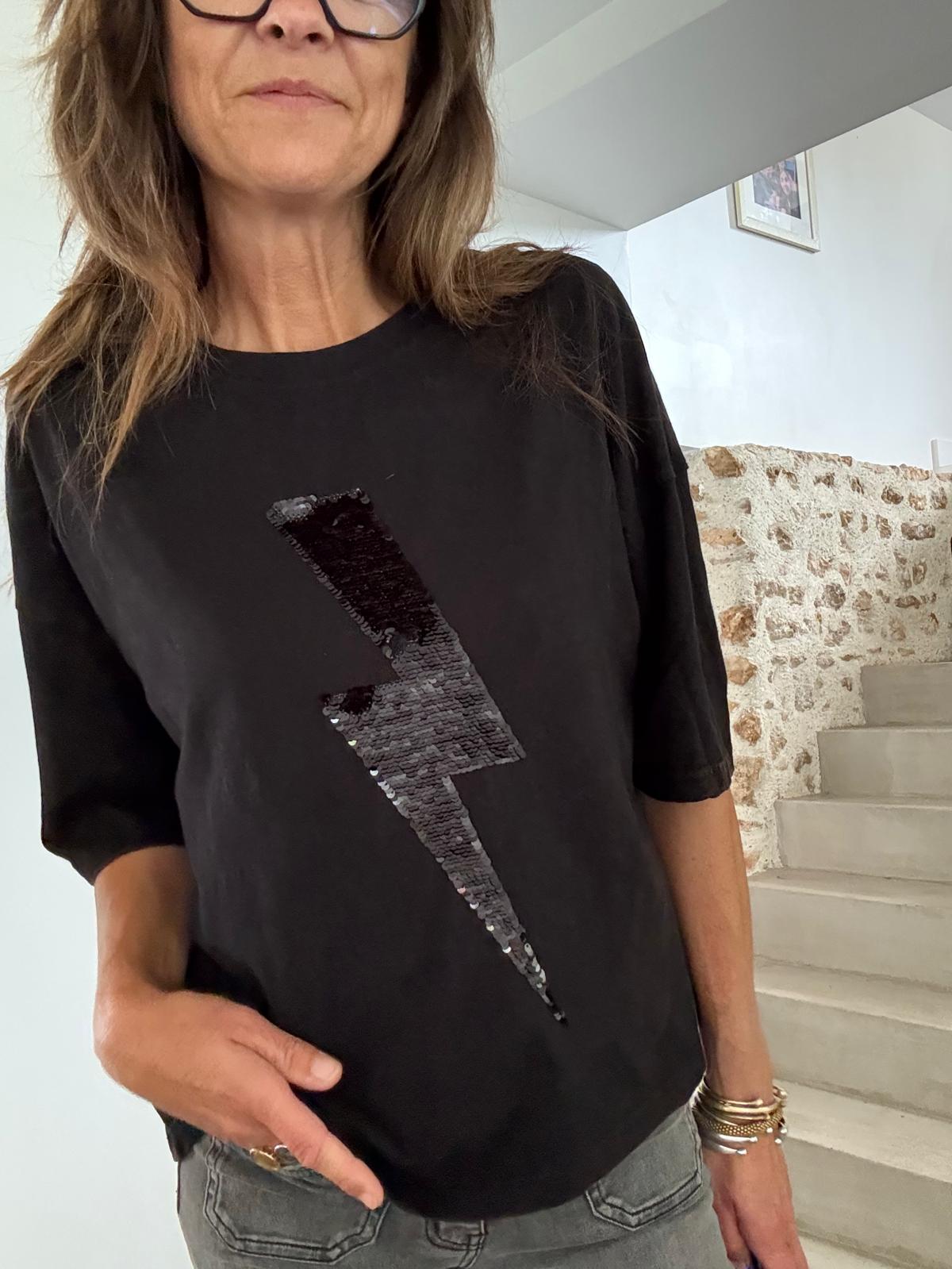 T-shirt Angie black