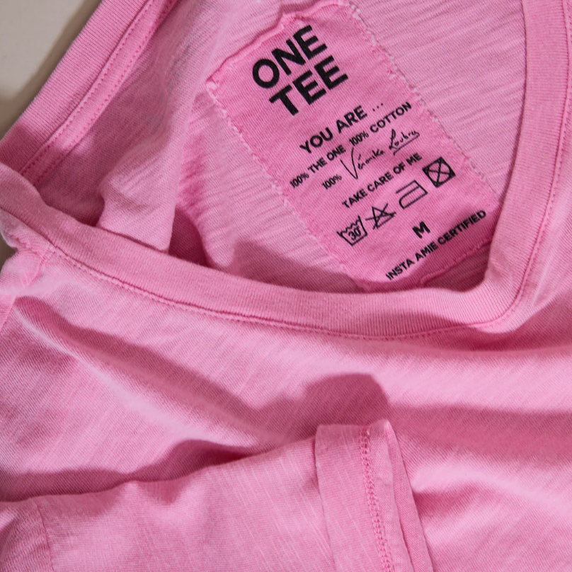 T-shirt Veronika Loubry pink - One Tee