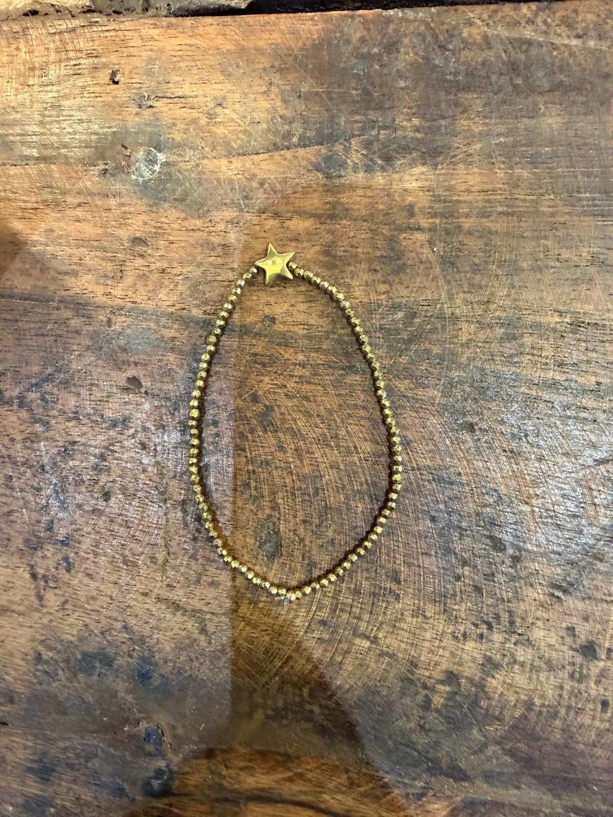 Bracelet Brigitte mini hématite dorée - croix, cœur ou étoile