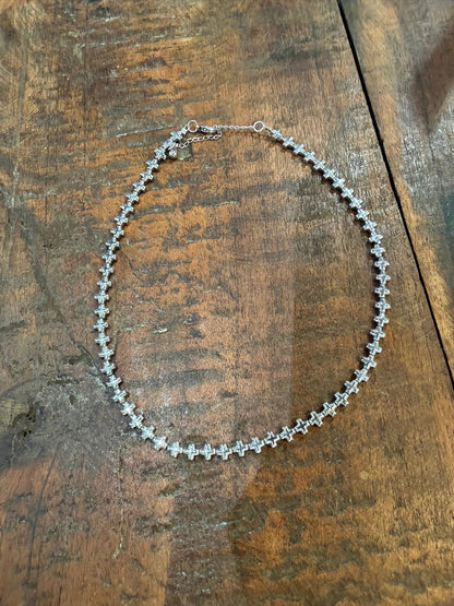 Collier argenté chaîne croix