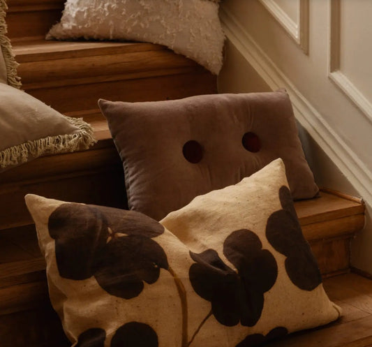 Elora Cushion beige 30x50cm