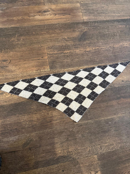 Janice small triangle scarf - 4 colours