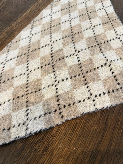 Janice small triangle scarf - 4 colours