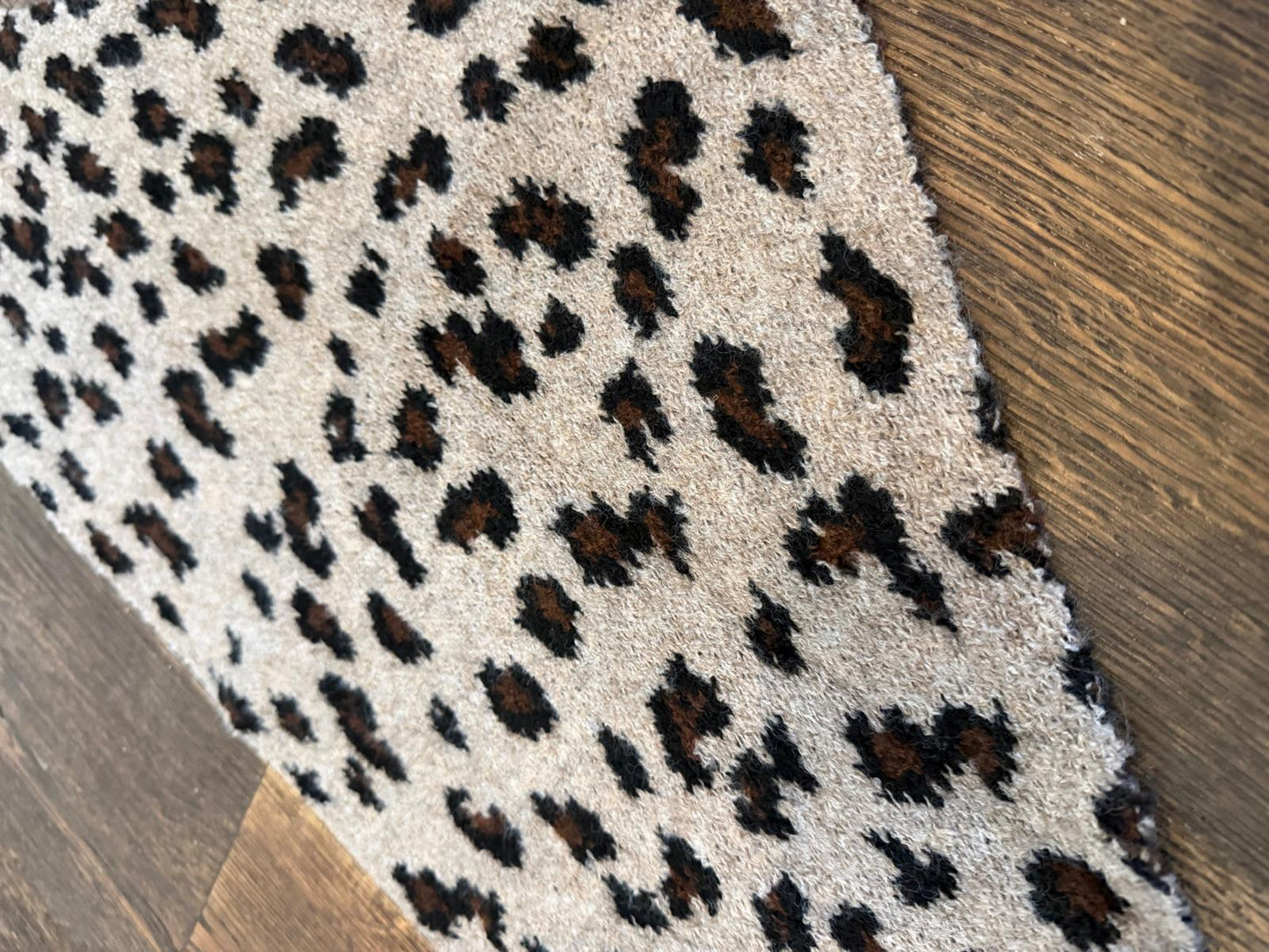 Janice small triangle scarf - 4 colours