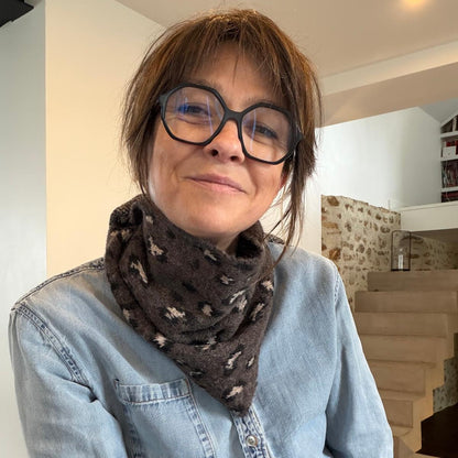 Janice small triangle scarf - 4 colours