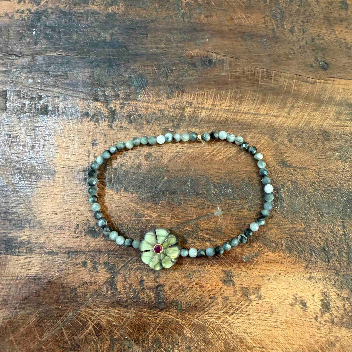 Double flower Indian ruby bracelet