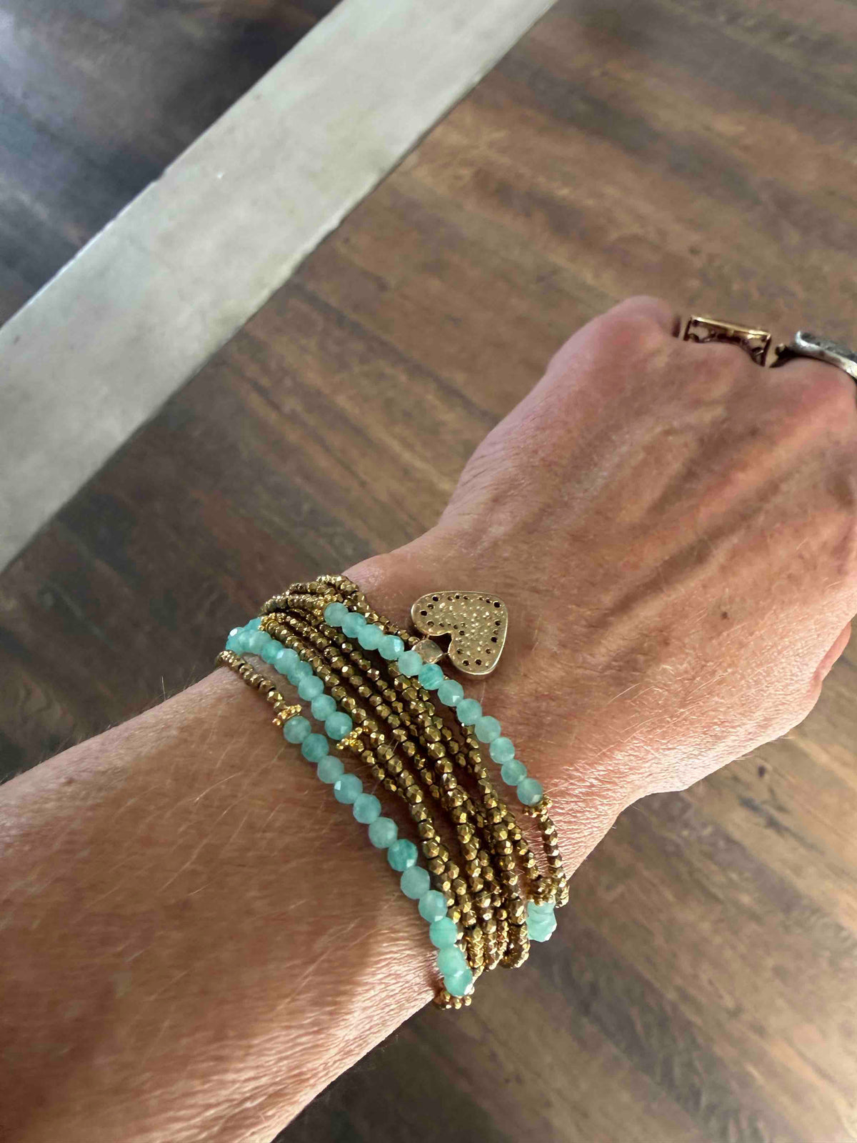 Ceyla gold necklace new
