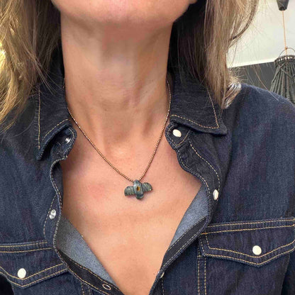 Collier Eagle labradorite - Le Monde est Stone