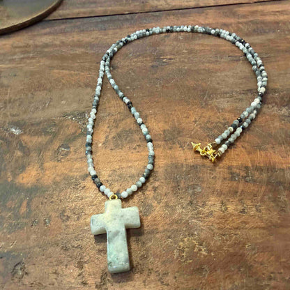 Sautoir Cruz labradorite - Le Monde est Stone