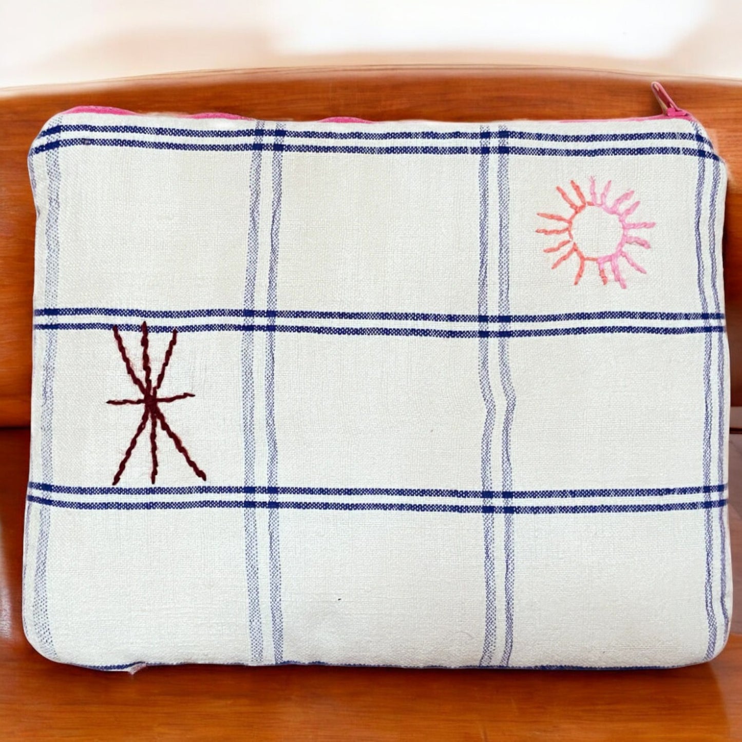 Mina Berber pouch