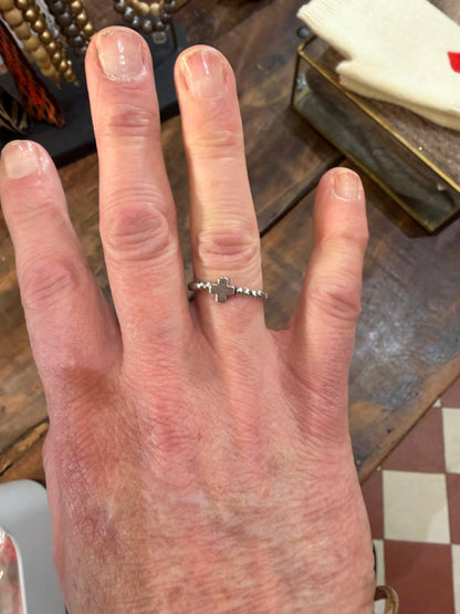 Bague Brigitte mini hématite argentée - coeur, croix ou étoile