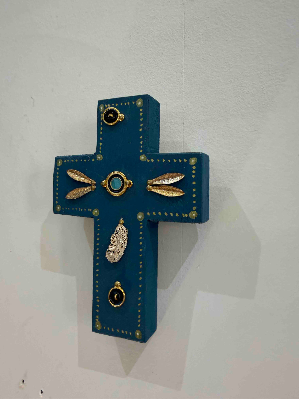 Grande croix en bois Garance x Virgile - Bleu canard