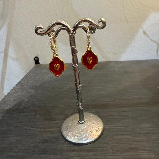 Boucles d'oreilles Iker rouge irisé