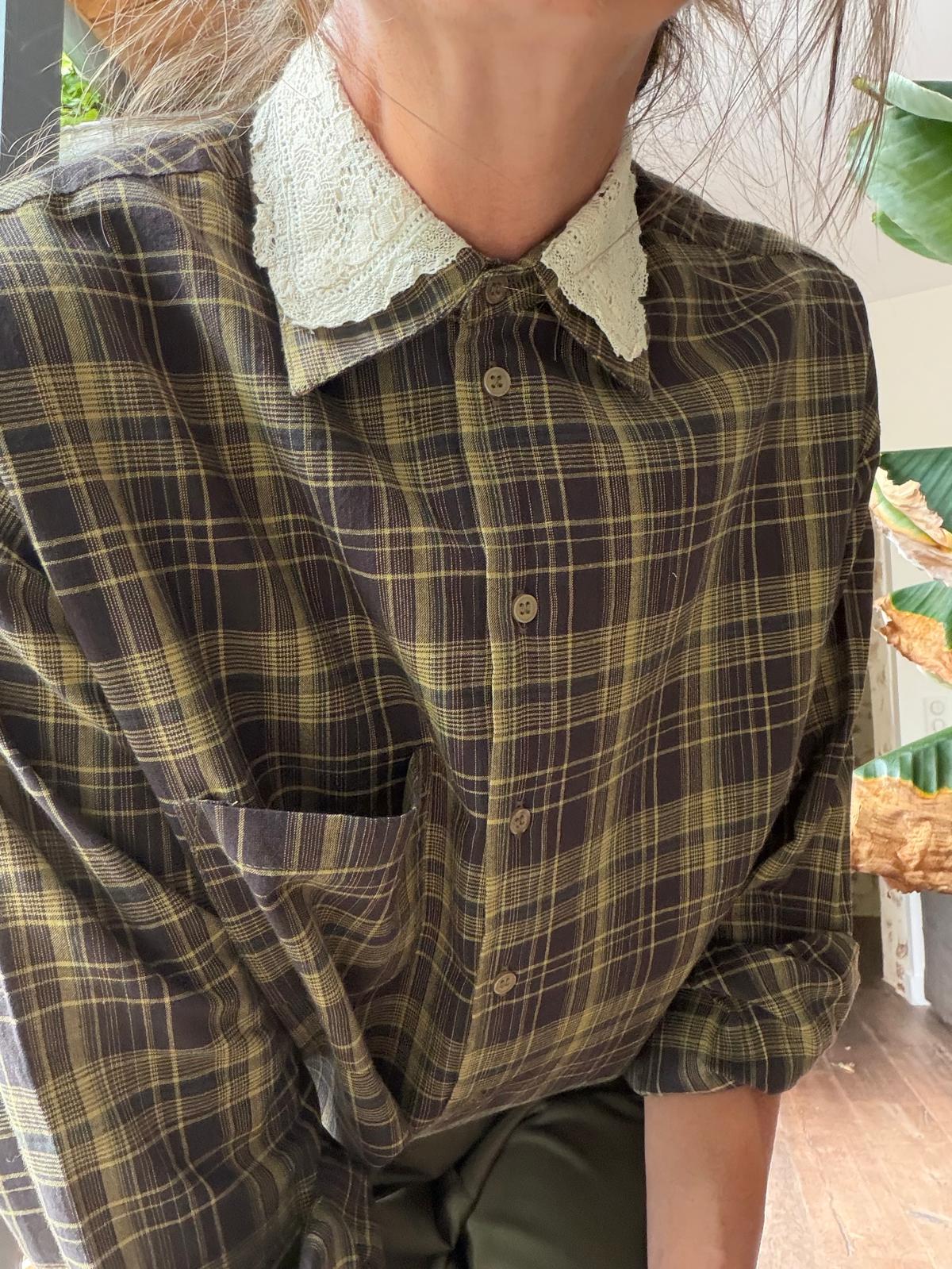 Lucilia fantasy collar shirt - 2 colors