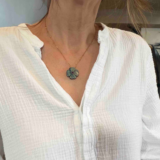 Collier Flower Labradorite - Le Monde est Stone