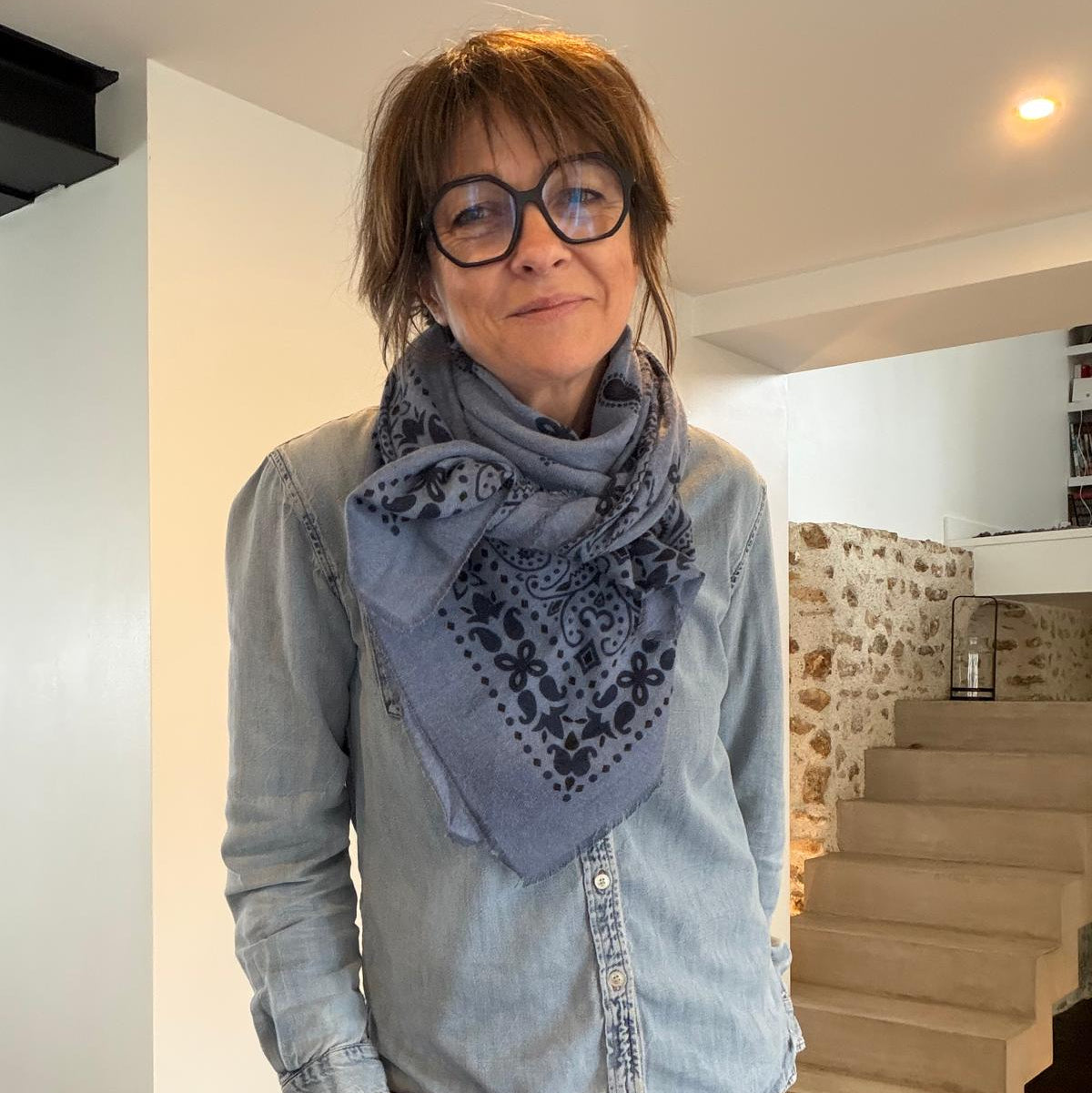 Large square Jules scarf