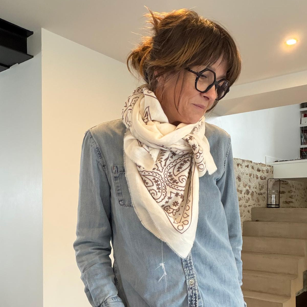 Large square Virginia scarf - 2 colors