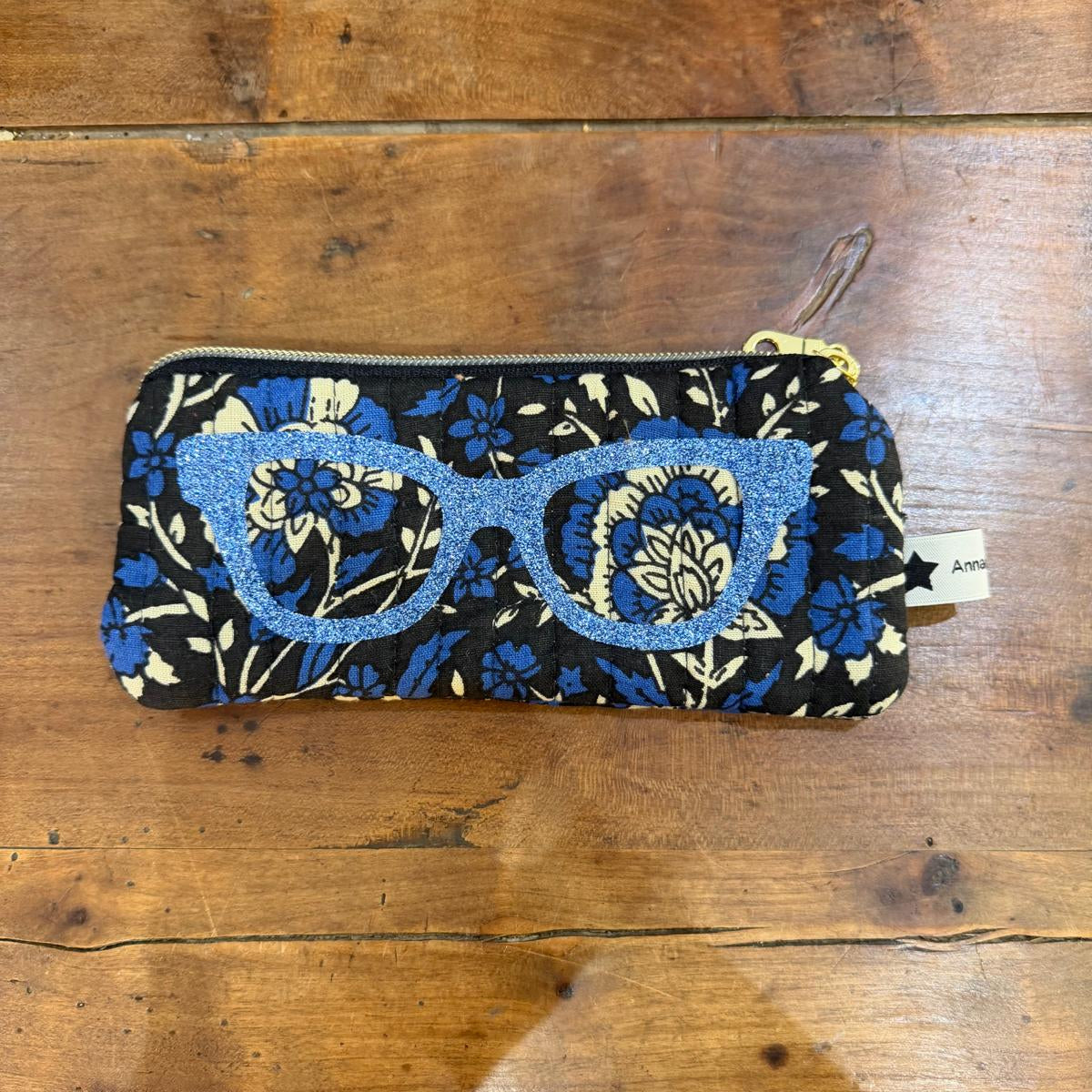 Glasses case no. 34