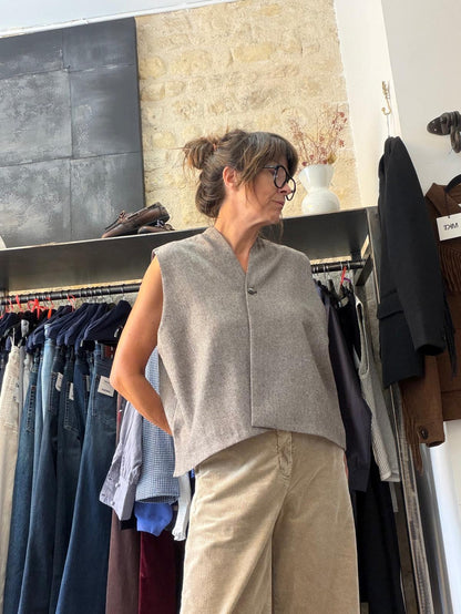 Alienor sleeveless barista vest - Hod Paris