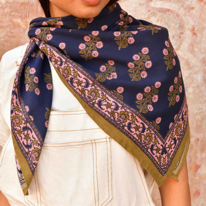 Grand foulard Antigone nuit