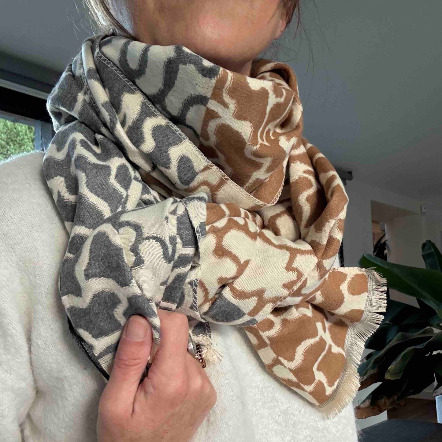 Henriette scarf