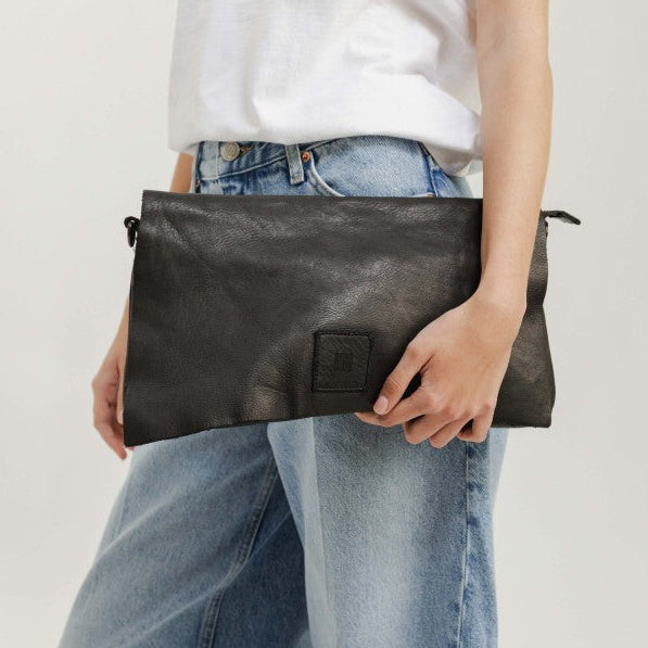 Sac bandoulière en cuir BIBA Boston Flap noir