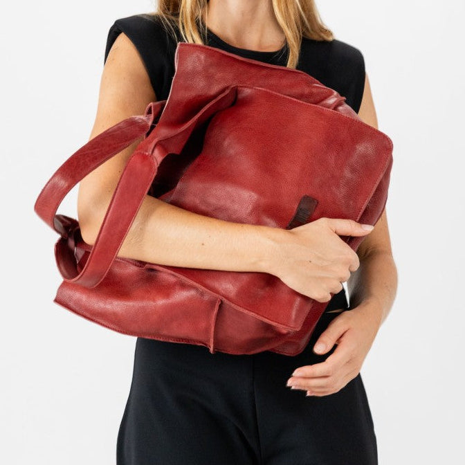BIBA Homer tan leather crossbody bag