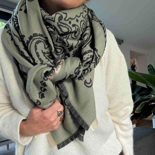Large Wilson bandana