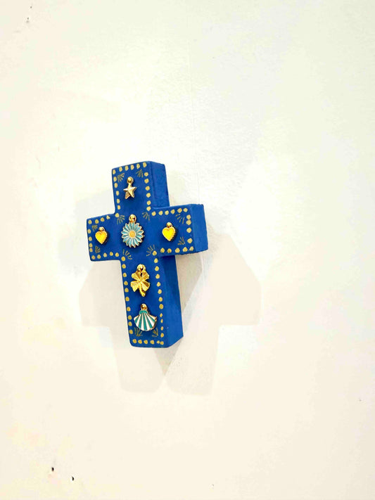 Petite croix en bois Garance x Virgile - Indigo 2