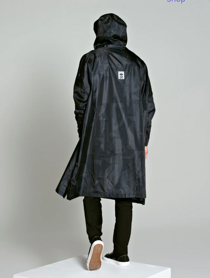 Back to Black Poncho - Rainkiss