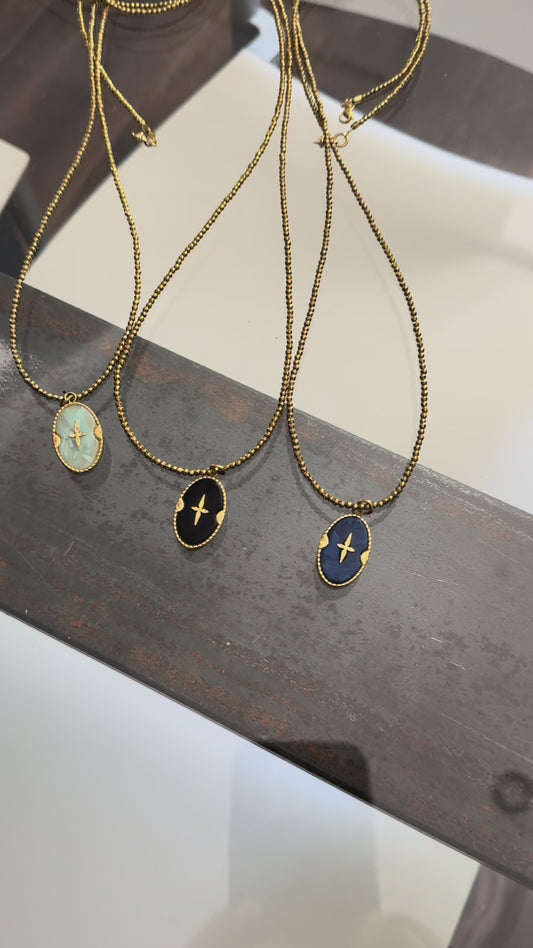 Joan necklace