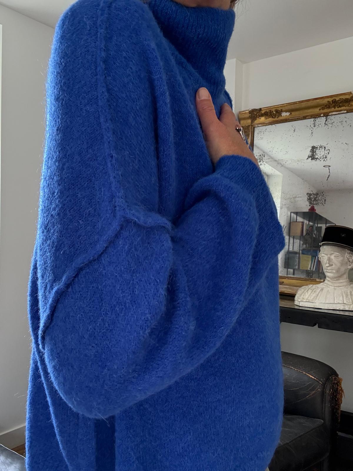 Baxy Sweater