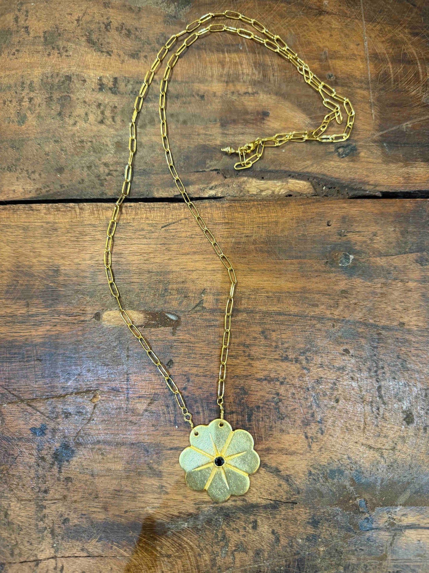Flower XL gold necklace