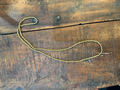 Sautoir hématites grosses perles