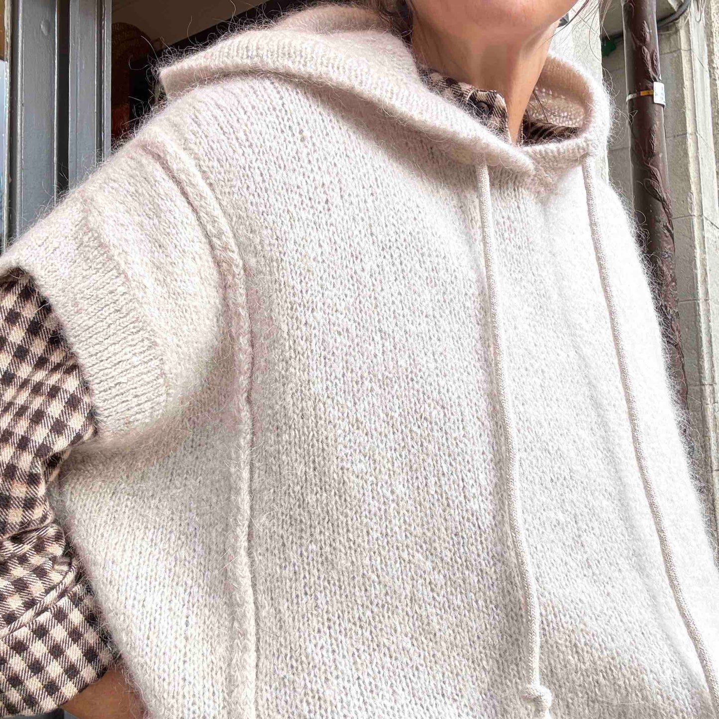 Pull à capuche Sonia - écru ou cappuccino