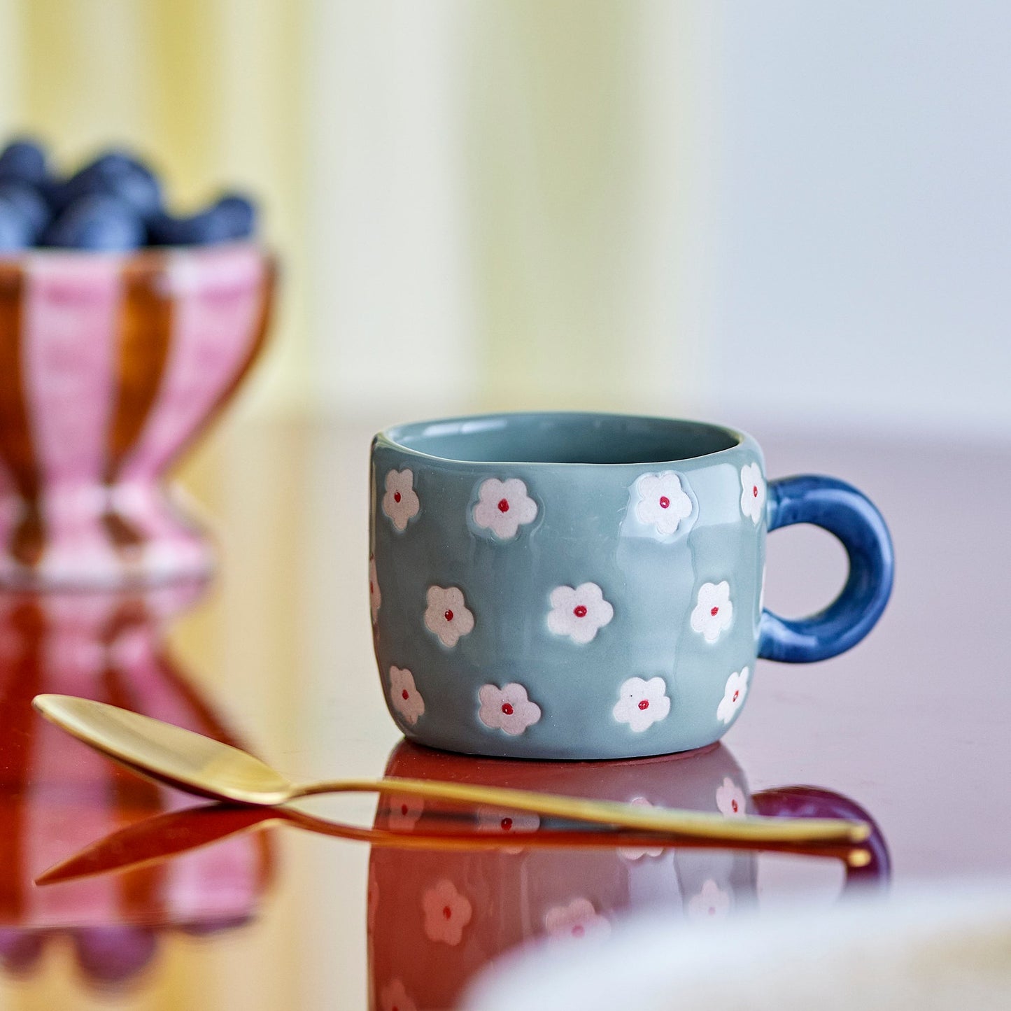 Tasse Nini bleu fleurs en grès