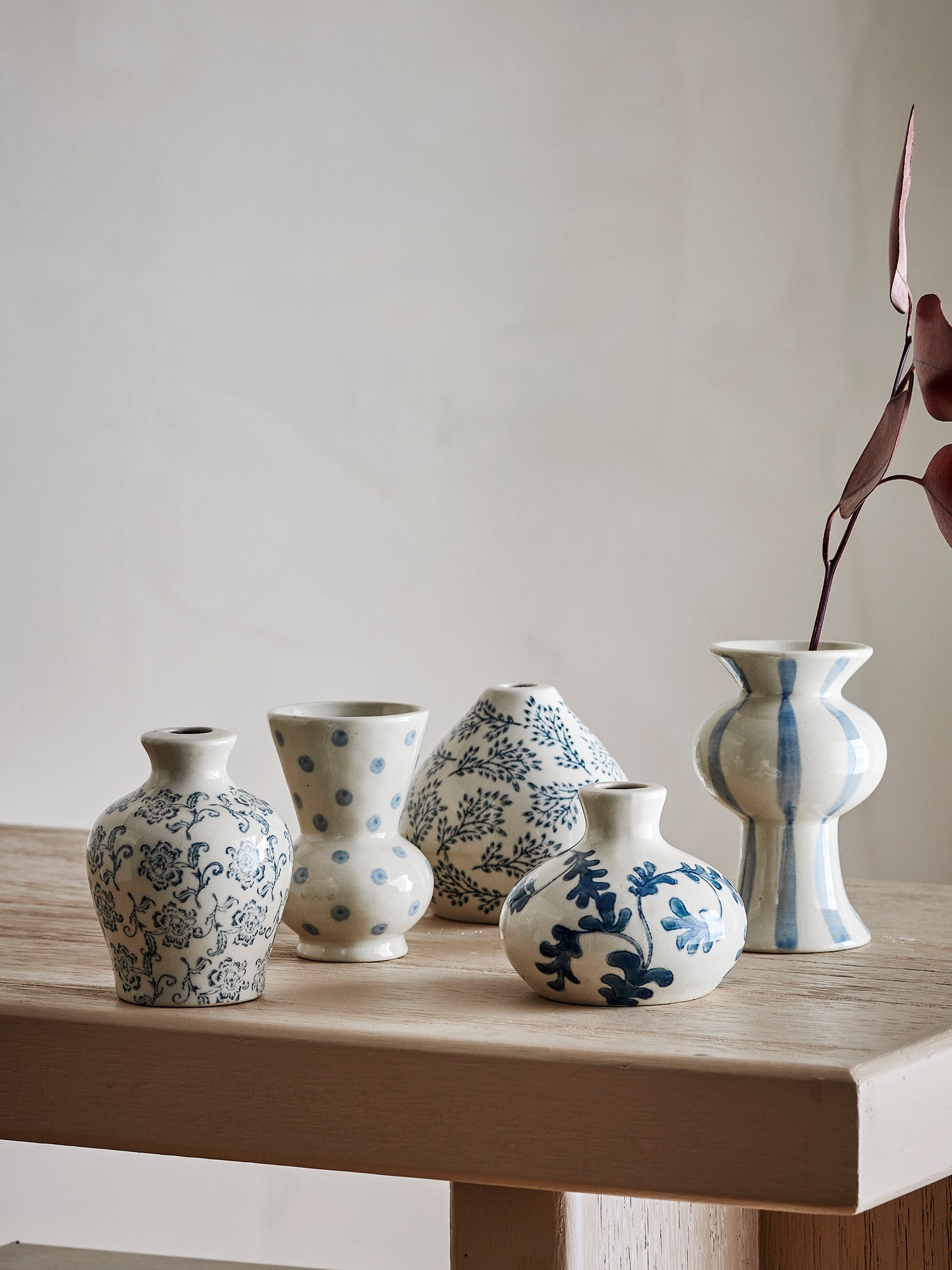 Set de 5 vases Quinto bleu en grès