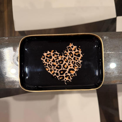 Cheetah pocket emptier